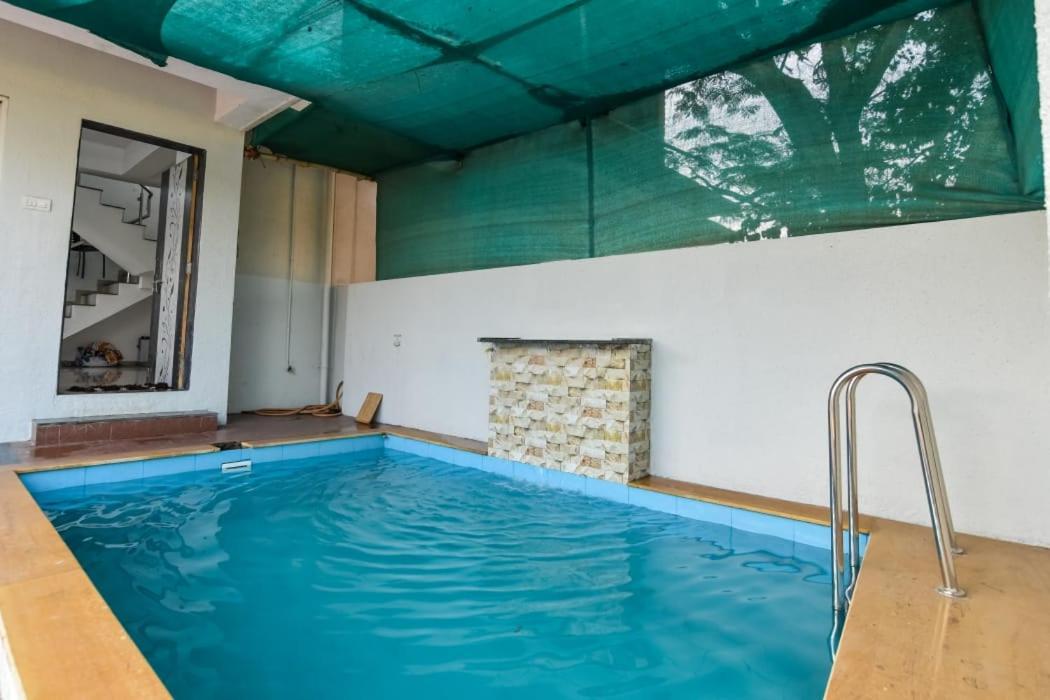 Empyrean Stays Ll Goodluck Bungalow Ll 2Bhk Ll Pool Llロナバラ エクステリア 写真